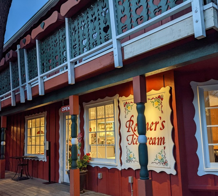 Reimers Candies & Gifts (Three&nbspRivers,&nbspCA)